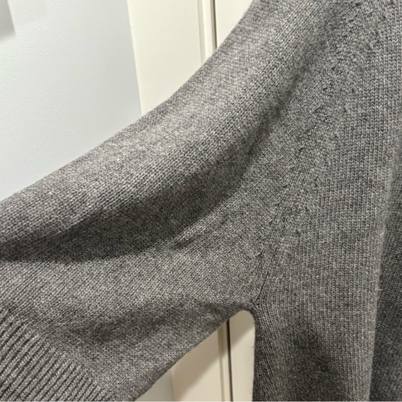 Theory Gray Turtleneck in Medium - Picture 9 of 10